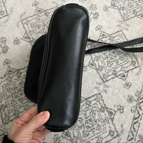 Vintage authentic Coach messenger bag - Picture 6 of 11